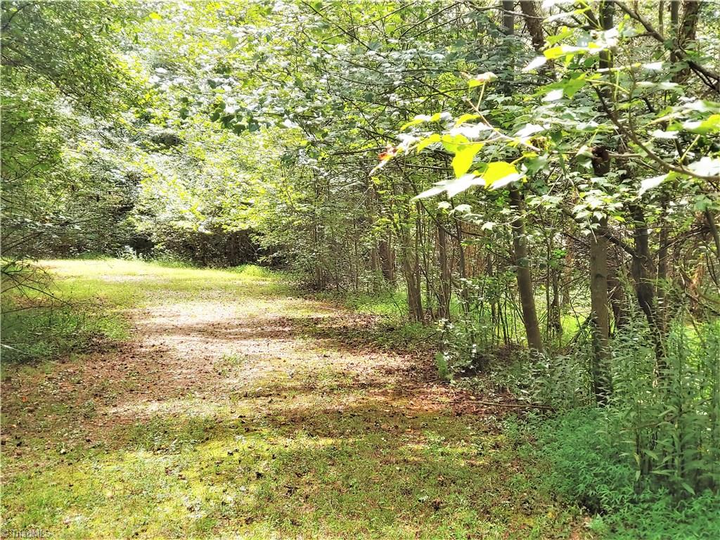 7808 Thomas Road Stokesdale, NC 27357 - Photo 7 of 12 Gallery Image 7