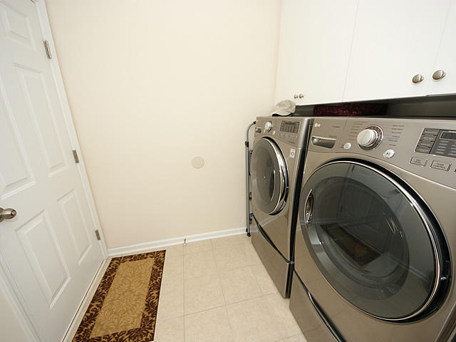 340 Decatur Drive Summerville, SC 29486 - Photo 23 of 51 20 Laundry room view 1