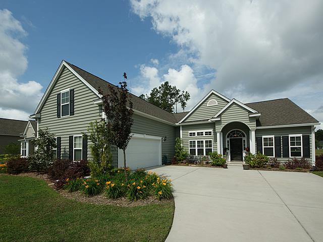340 Decatur Drive Summerville, SC 29486 - Photo 4 of 51 01 front