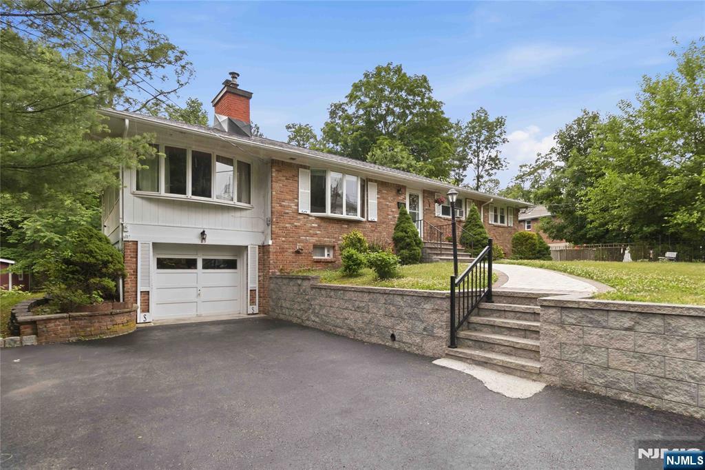 63 Valley Road Butler, NJ 07405 - Photo 4 of 33