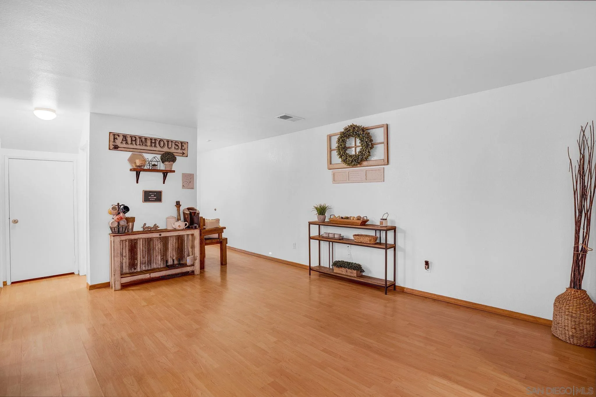 2033 Terraspiro Avenue Spring Valley, CA 91977 - Photo 11 of 23 Gallery Image 11