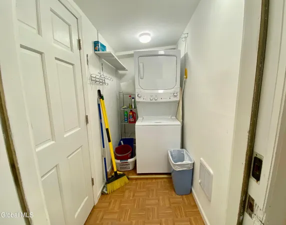 $2,500 | 59 Van Dam Street, Unit 2, Saratoga Springs, NY 12866