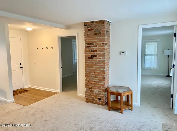 $2,500 | 59 Van Dam Street, Unit 2, Saratoga Springs, NY 12866