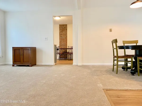 $2,500 | 59 Van Dam Street, Unit 2, Saratoga Springs, NY 12866