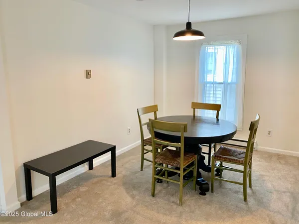 $2,500 | 59 Van Dam Street, Unit 2, Saratoga Springs, NY 12866