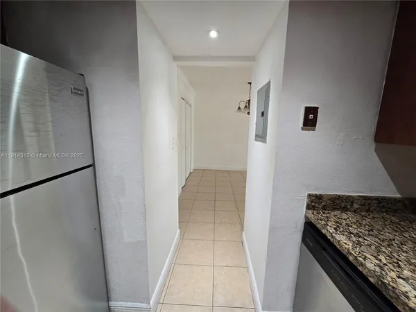 a view of utility room