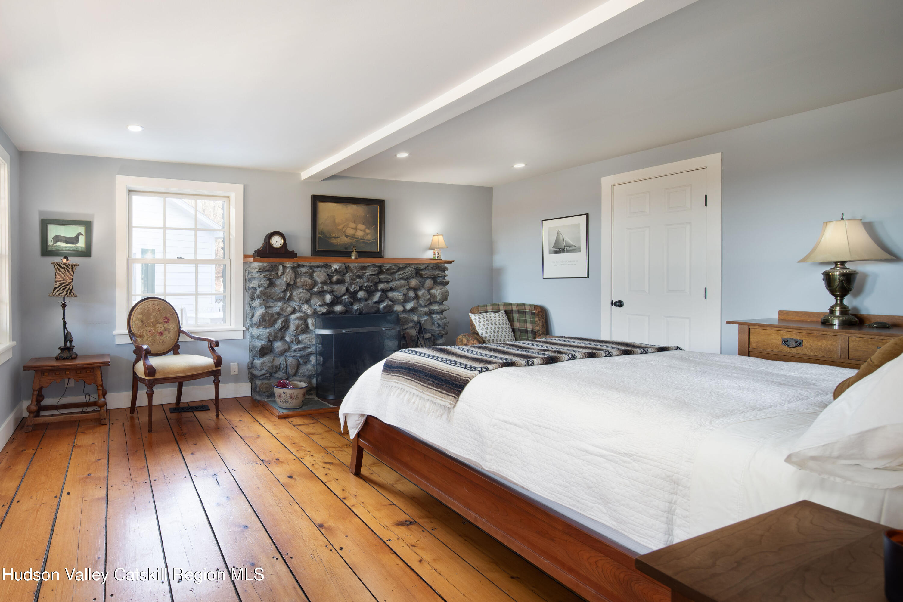 321 Tompkins Road Ancram, NY 12502 - Photo 40 of 54 Main floor primary suite