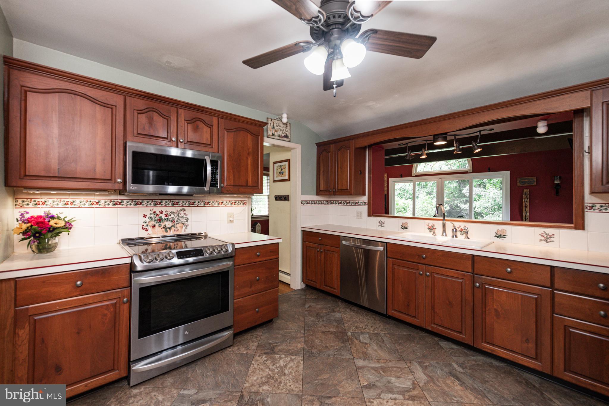 115 Merlin Road Phoenixville, PA 19460 - Photo 13 of 44 Gallery Image 13