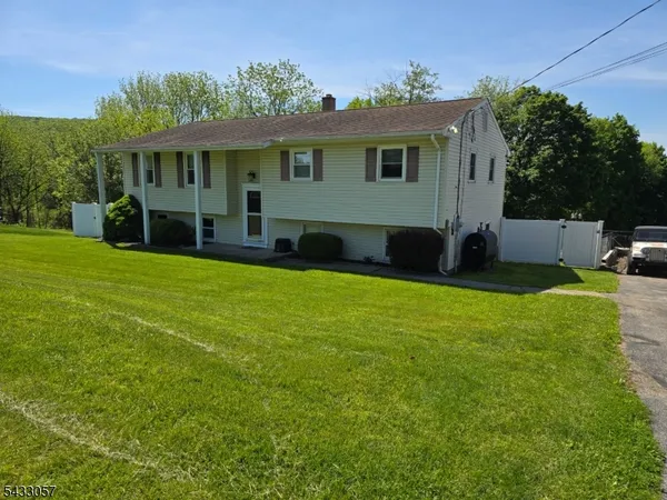 $465,000 | 21 High Point Circle, Franklin, NJ 07416