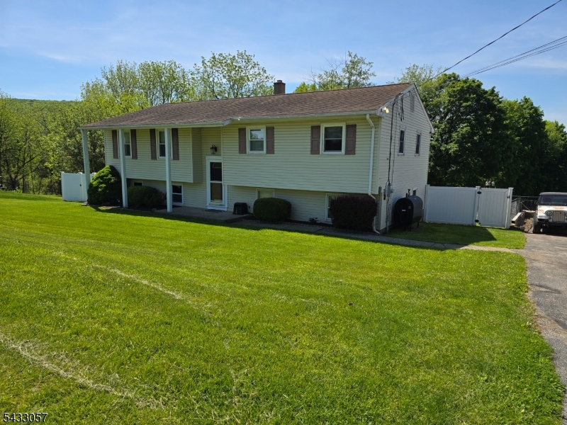 21 High Point Circle Franklin, NJ 07416 - Photo 1 of 30
