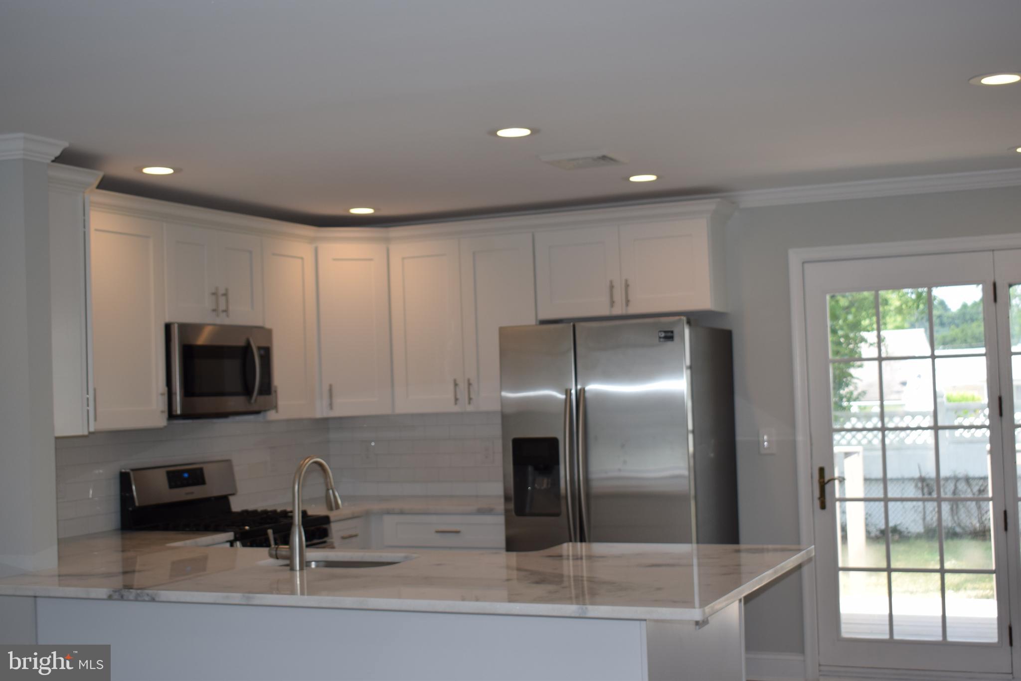 825 Dunbury Road Fairless Hills, PA 19030 - Photo 11 of 24 Gallery Image 11