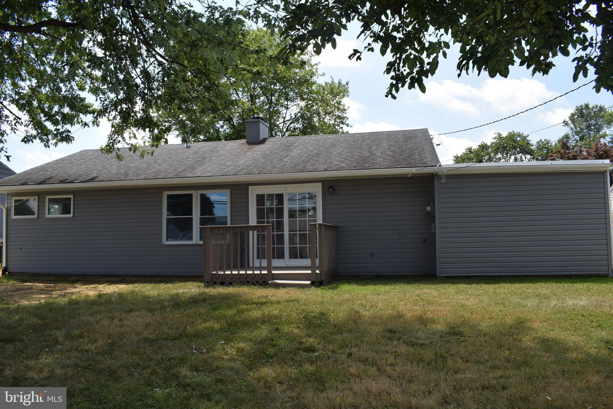825 Dunbury Road Fairless Hills, PA 19030 - Photo 19 of 24 Gallery Image 19