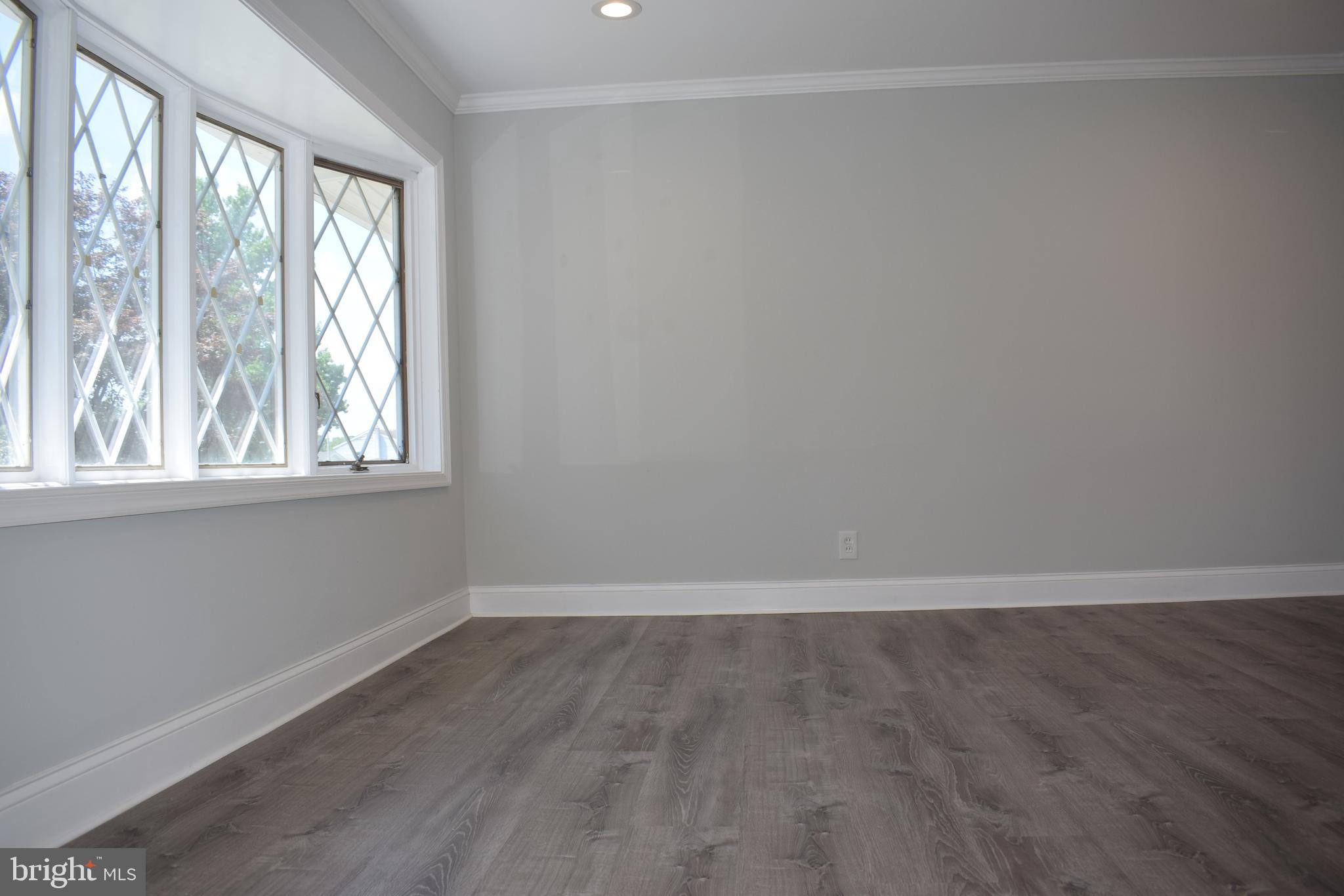 825 Dunbury Road Fairless Hills, PA 19030 - Photo 6 of 24 Gallery Image 6