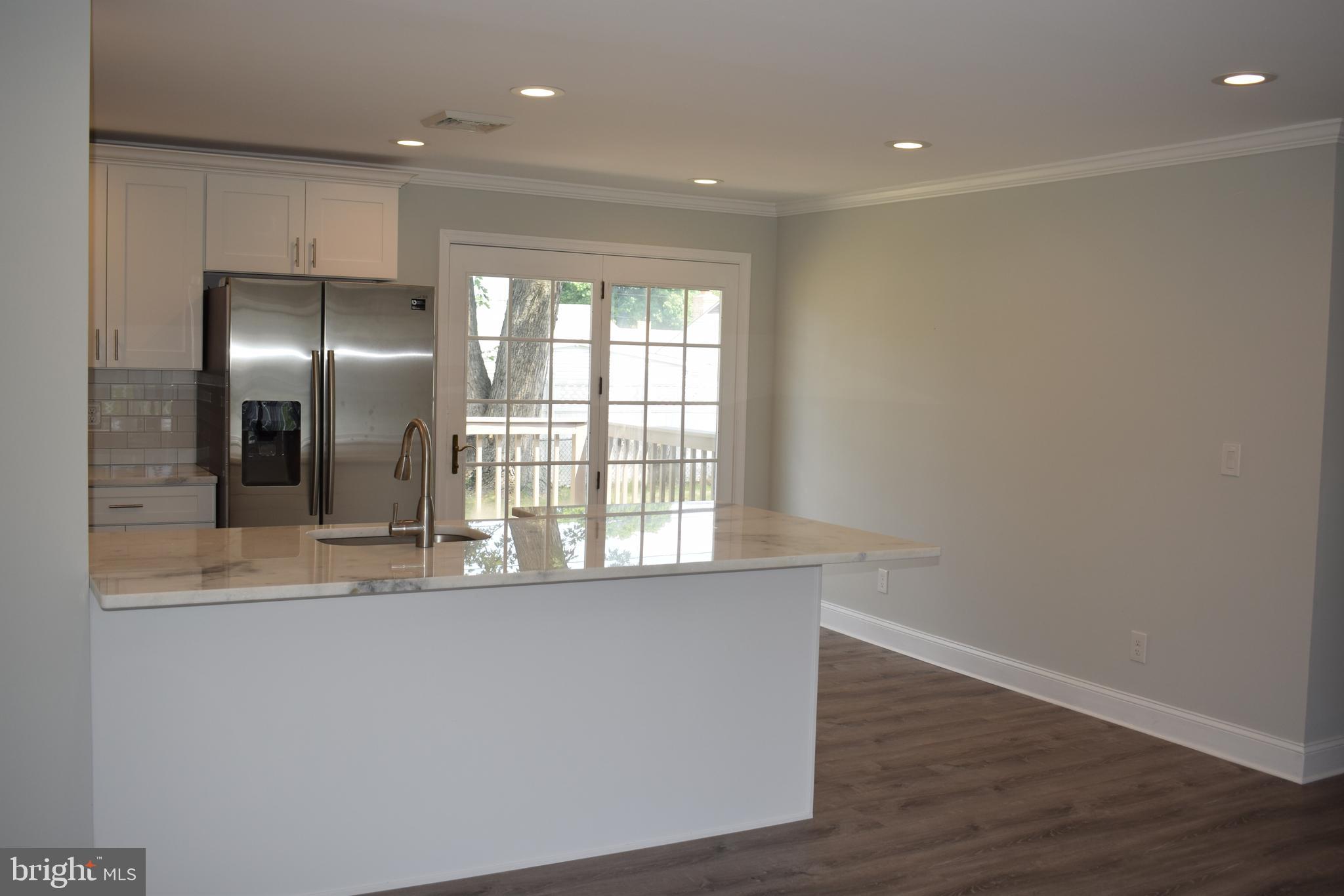 825 Dunbury Road Fairless Hills, PA 19030 - Photo 9 of 24 Gallery Image 9