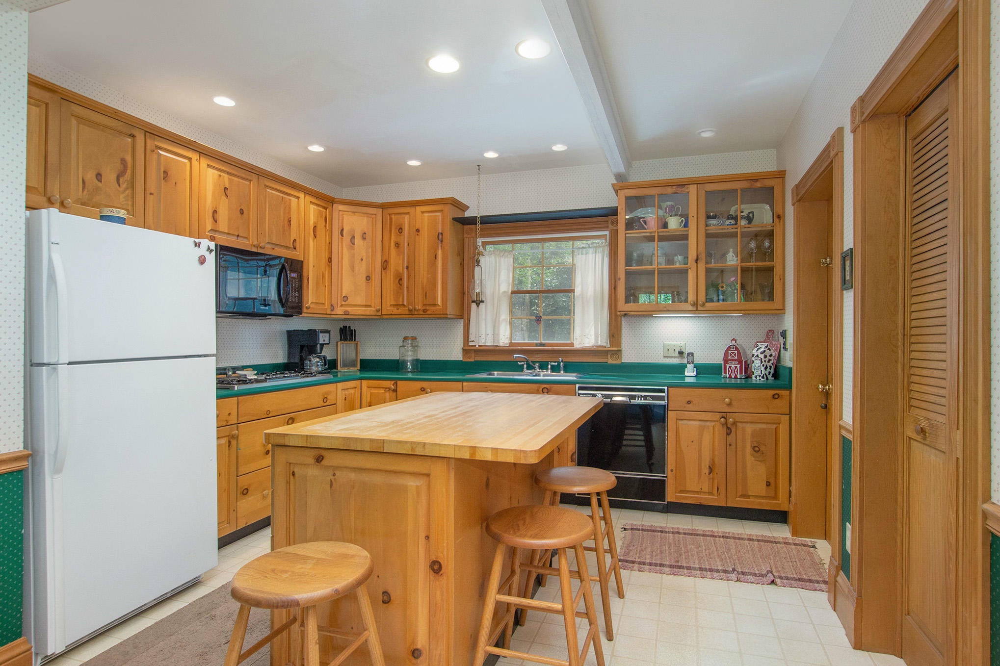 314 Young Street Cheboygan, MI 49721 - Photo 14 of 23 Gallery Image 14