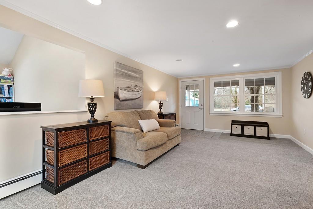 3 New Field Road Scituate, MA 02066 - Photo 6 of 21 Gallery Image 6
