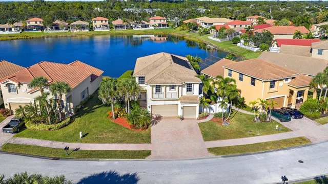 $729,000 | 3104 Southwest Porpoise Circle, Stuart, FL 34997