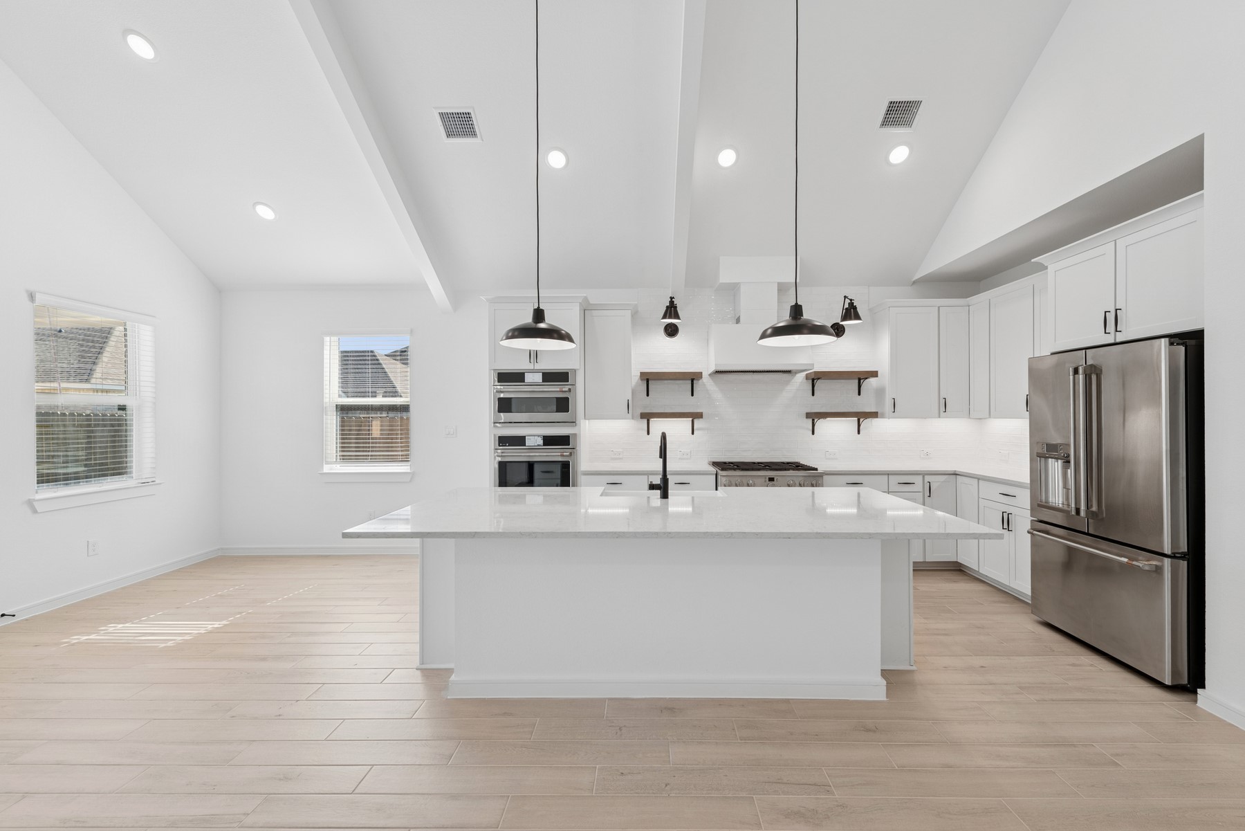 2614 Good Morrow Drive Rosenberg, TX 77471 - Photo 8 of 47 Gourmet kitchen