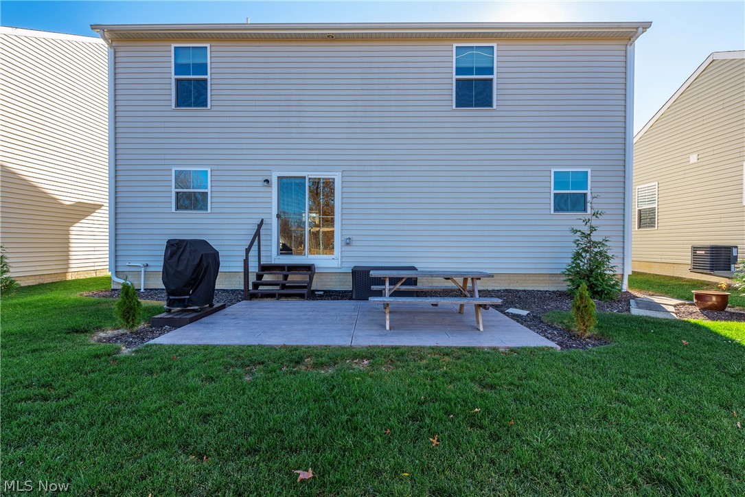 147 Springvale Drive Amherst, OH 44001 - Photo 18 of 19