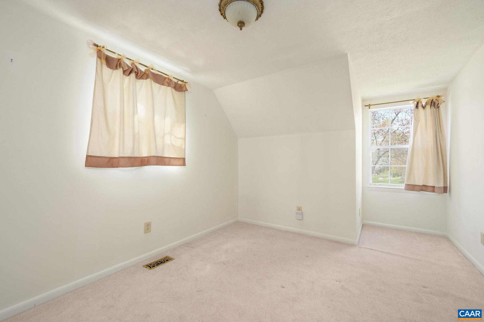 1655 Redwing Lane Charlottesville, VA 22911 - Photo 25 of 38
