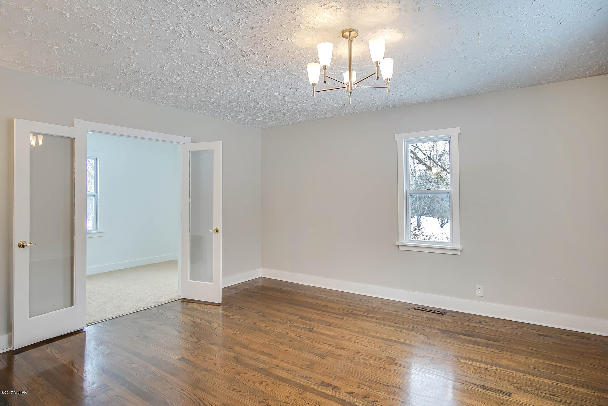 4091 Schmuhl Road Benton Harbor, MI 49022 - Photo 7 of 52 DSC00724_blended