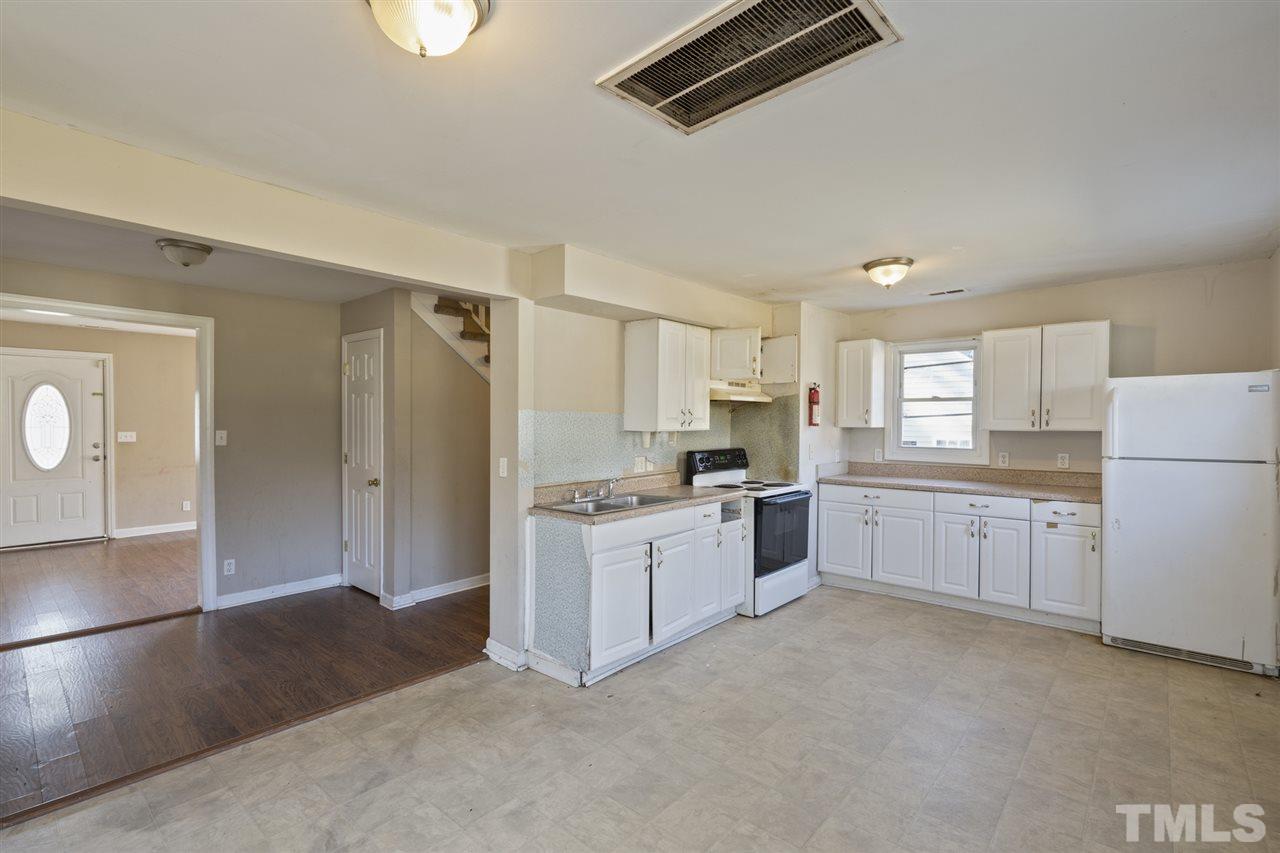 2129 Cheek Road Durham, NC 27704 - Photo 11 of 28