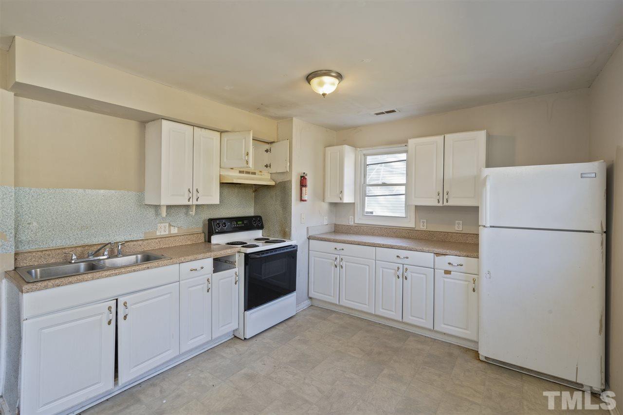2129 Cheek Road Durham, NC 27704 - Photo 12 of 28