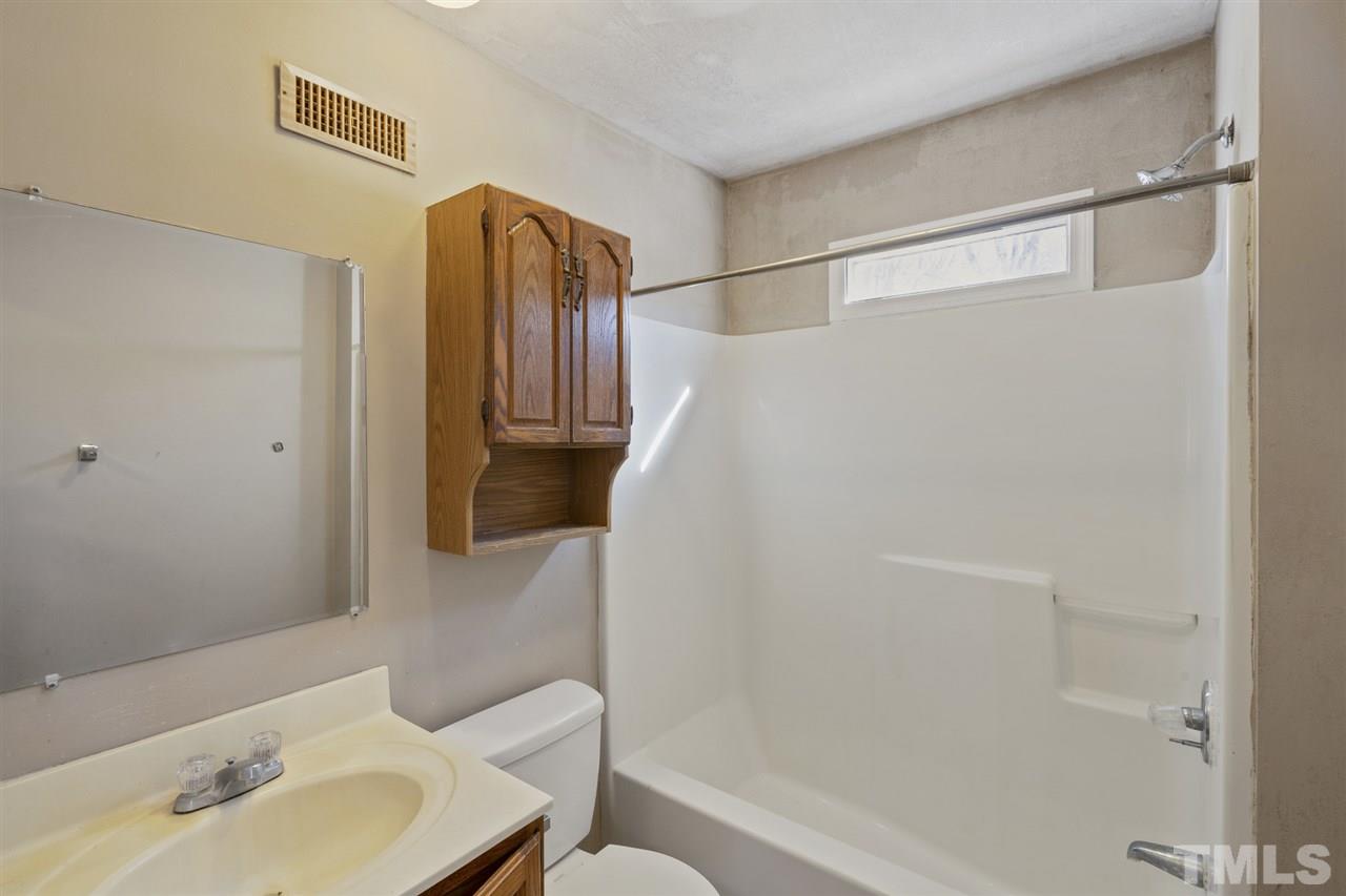 2129 Cheek Road Durham, NC 27704 - Photo 15 of 28