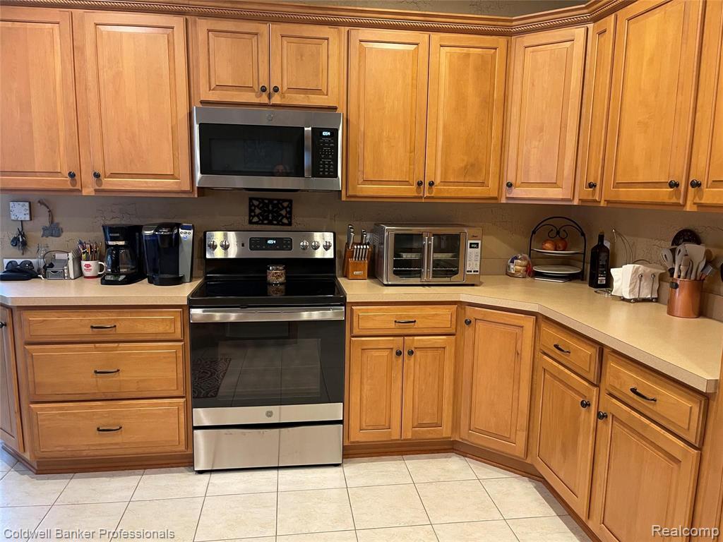 2541 Florence Drive Rochester Hills, MI 48309 - Photo 7 of 33