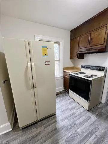 $1,275 | 1407 Oak Street, Greensboro, NC 27403