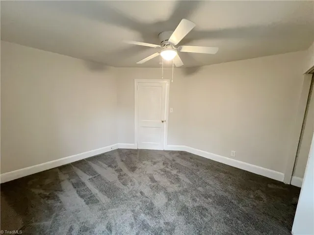 $1,275 | 1407 Oak Street, Greensboro, NC 27403