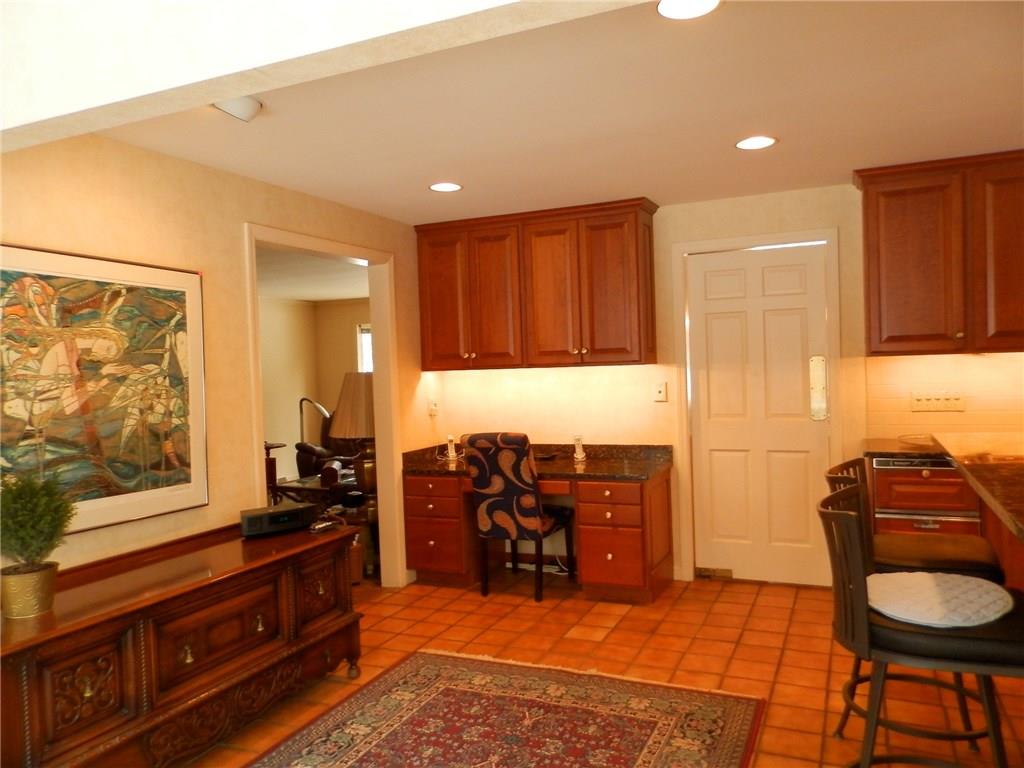 311 Wildberry Road Fox Chapel, PA 15238 - Photo 8 of 18 Gallery Image 8