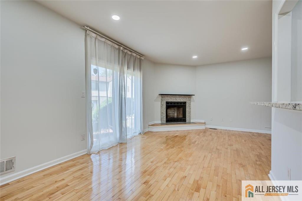 3406 Hana Road Edison, NJ 08817 - Photo 23 of 61