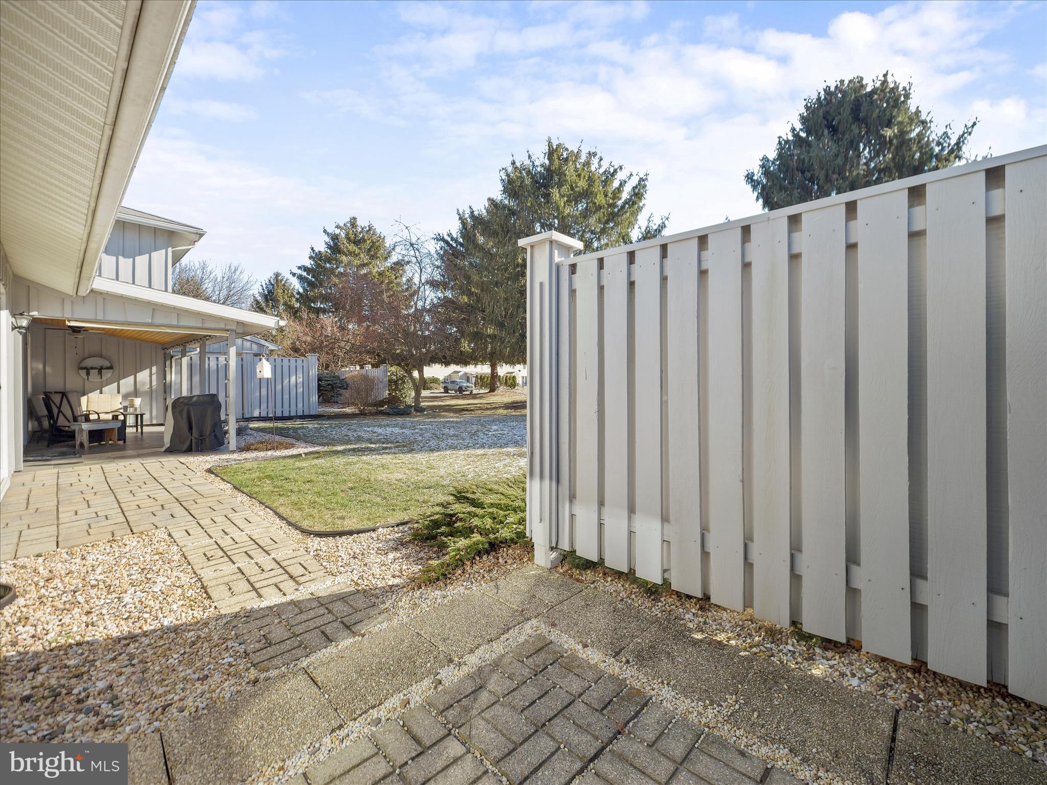 3522 Scotland Road Chambersburg, PA 17202 - Photo 28 of 32 Rear patio areas!