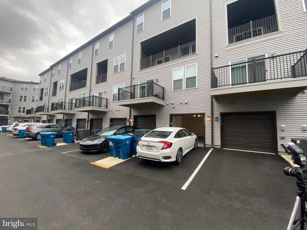 $3,450 | 43808 Middleway Terrace, Ashburn, VA 20147