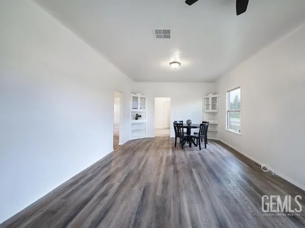 $233,900 | Undisclosed Address, Bakersfield, CA 93308