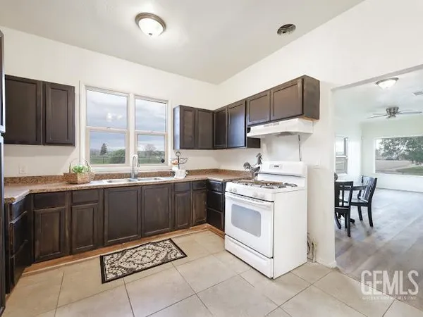 $233,900 | Undisclosed Address, Bakersfield, CA 93308