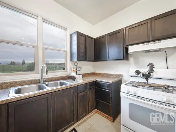 $233,900 | Undisclosed Address, Bakersfield, CA 93308