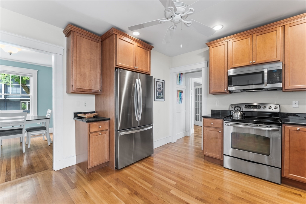 154 Cherry Street Newton, MA 02465 - Photo 11 of 36