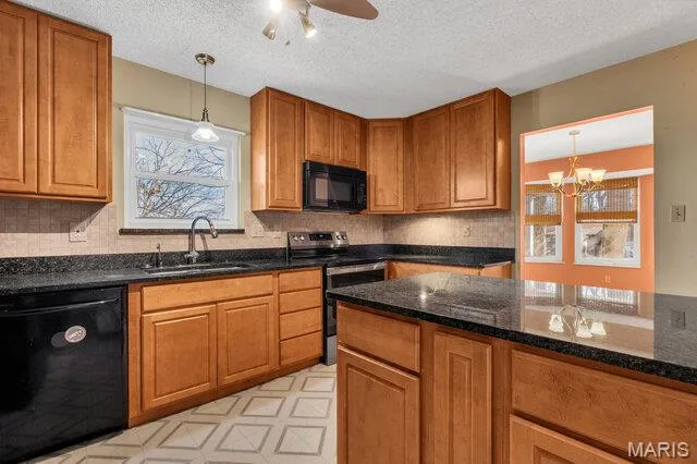 $315,000 | 5193 North Royale Drive, Imperial, MO 63052