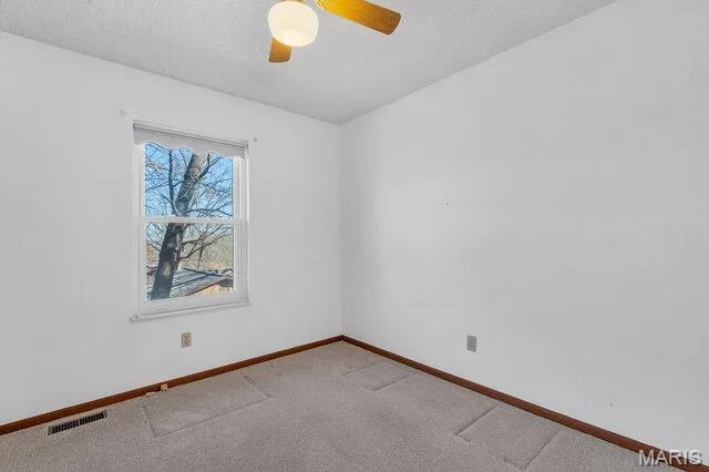 $315,000 | 5193 North Royale Drive, Imperial, MO 63052