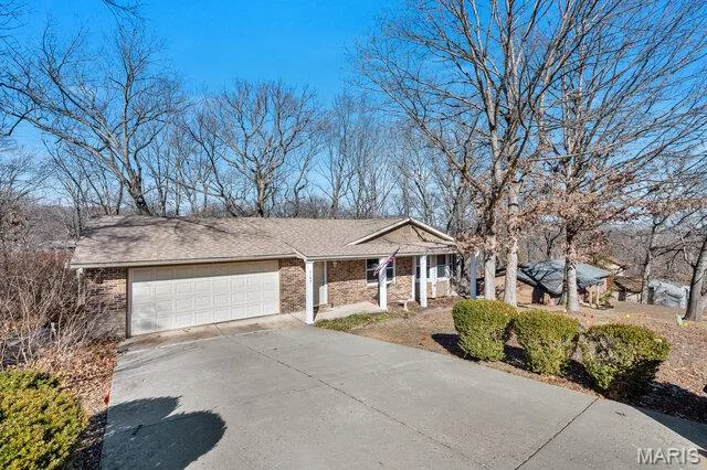 $315,000 | 5193 North Royale Drive, Imperial, MO 63052