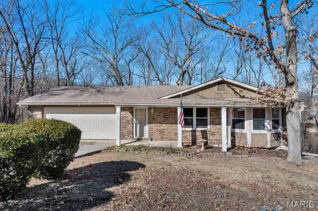 $315,000 | 5193 North Royale Drive, Imperial, MO 63052