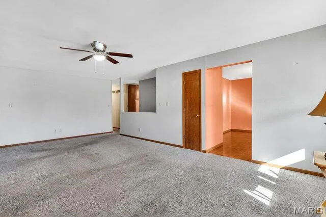 $315,000 | 5193 North Royale Drive, Imperial, MO 63052