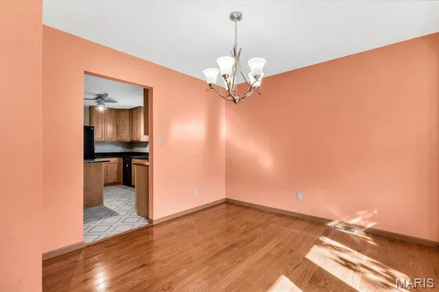 $315,000 | 5193 North Royale Drive, Imperial, MO 63052