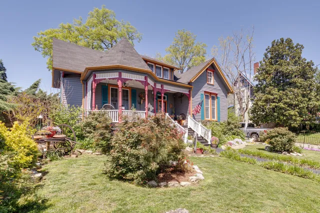 $459,900 | 210 South 6th Street, Pulaski, TN 38478