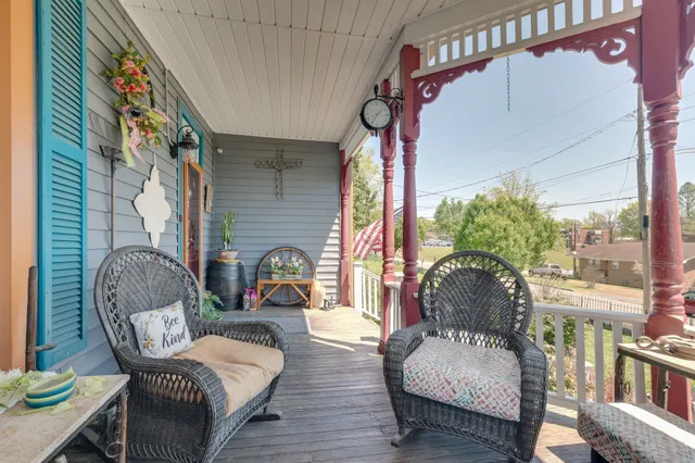$459,900 | 210 South 6th Street, Pulaski, TN 38478
