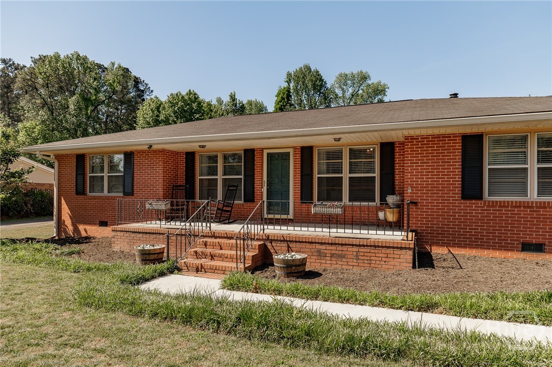 338 Virginia Lane Hull, GA 30646 - Photo 2 of 46