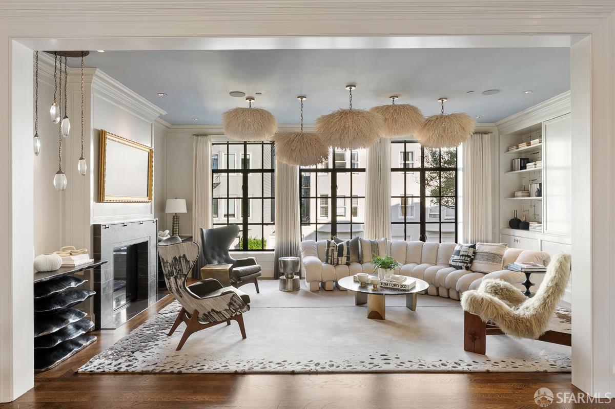 45 Capra Way San Francisco, CA 94123 - Photo 3 of 25 a living room with furniture window and wooden floor