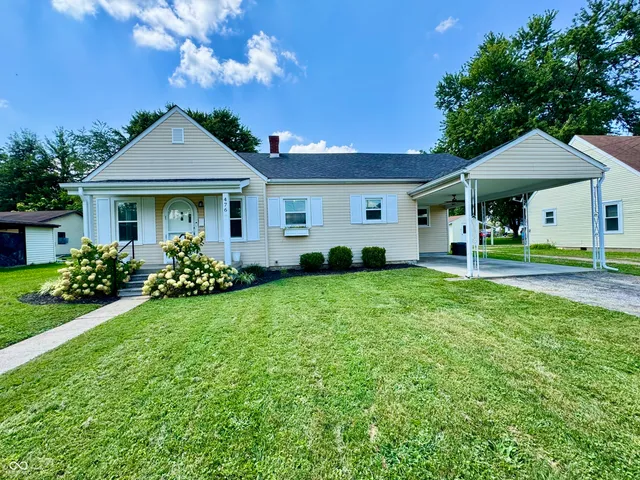 $189,900 | 476 North Meridian Street, Scottsburg, IN 47170